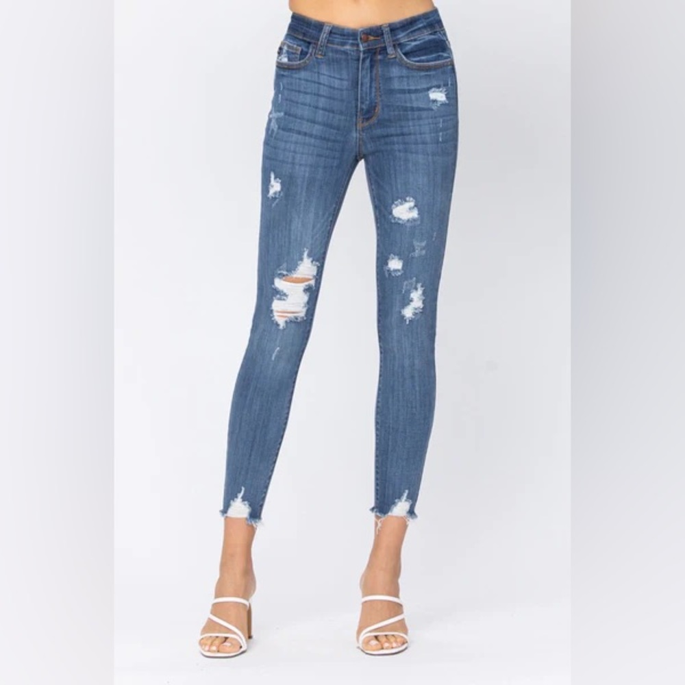 NWT Judy Blue Virgie High Rise Distressed Jeans